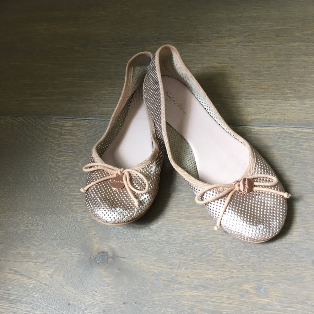 Size 6 Ruby and Bloom Slip-Ons